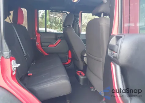 2016 Jeep Wrangler Unlimited Sport z USA, uszkodzony, nr VIN 1C4BJWDG2GL304441